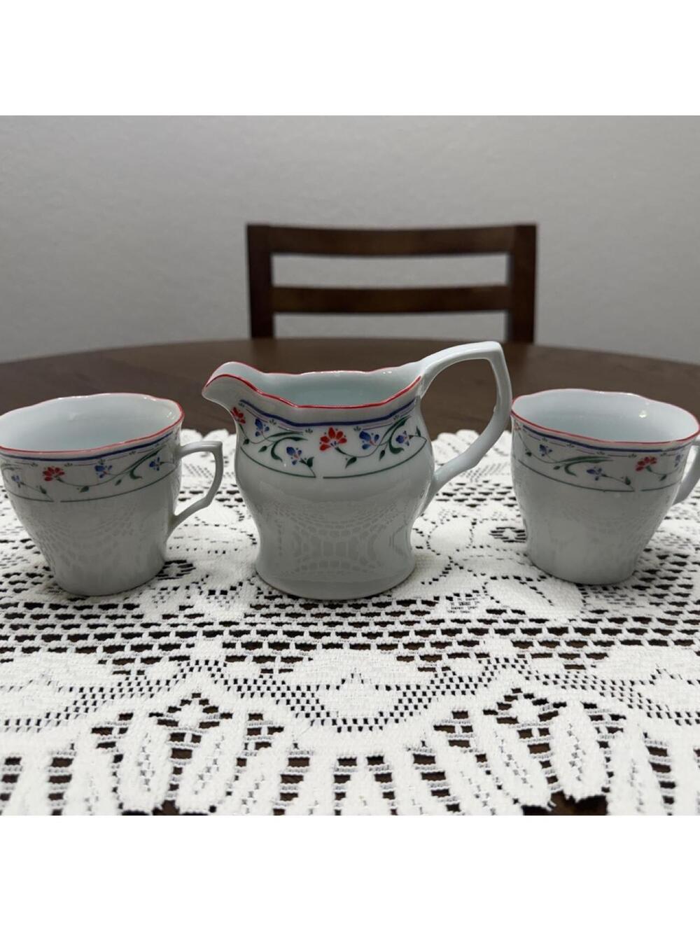 Gibson  White and Multi Dinnerware
